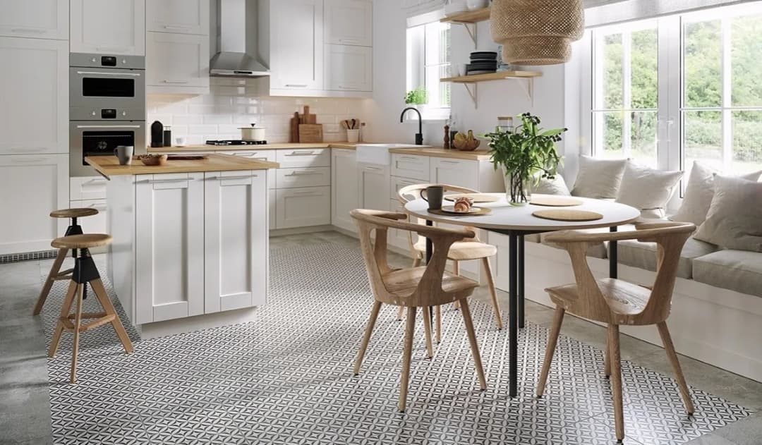 Jakie płytki do białych szafek kuchennych, aby stworzyć idealną aranżację?