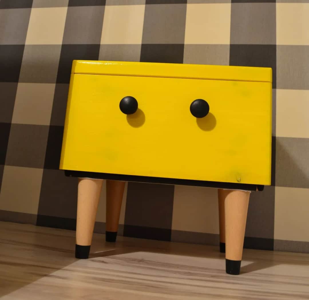 Jak zrobić szafkę nocną samodzielnie? Proste kroki i niezbędne materiały