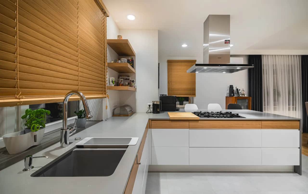 Jaka płyta na tył szafki? Wybierz najlepszy materiał dla swojego mebla